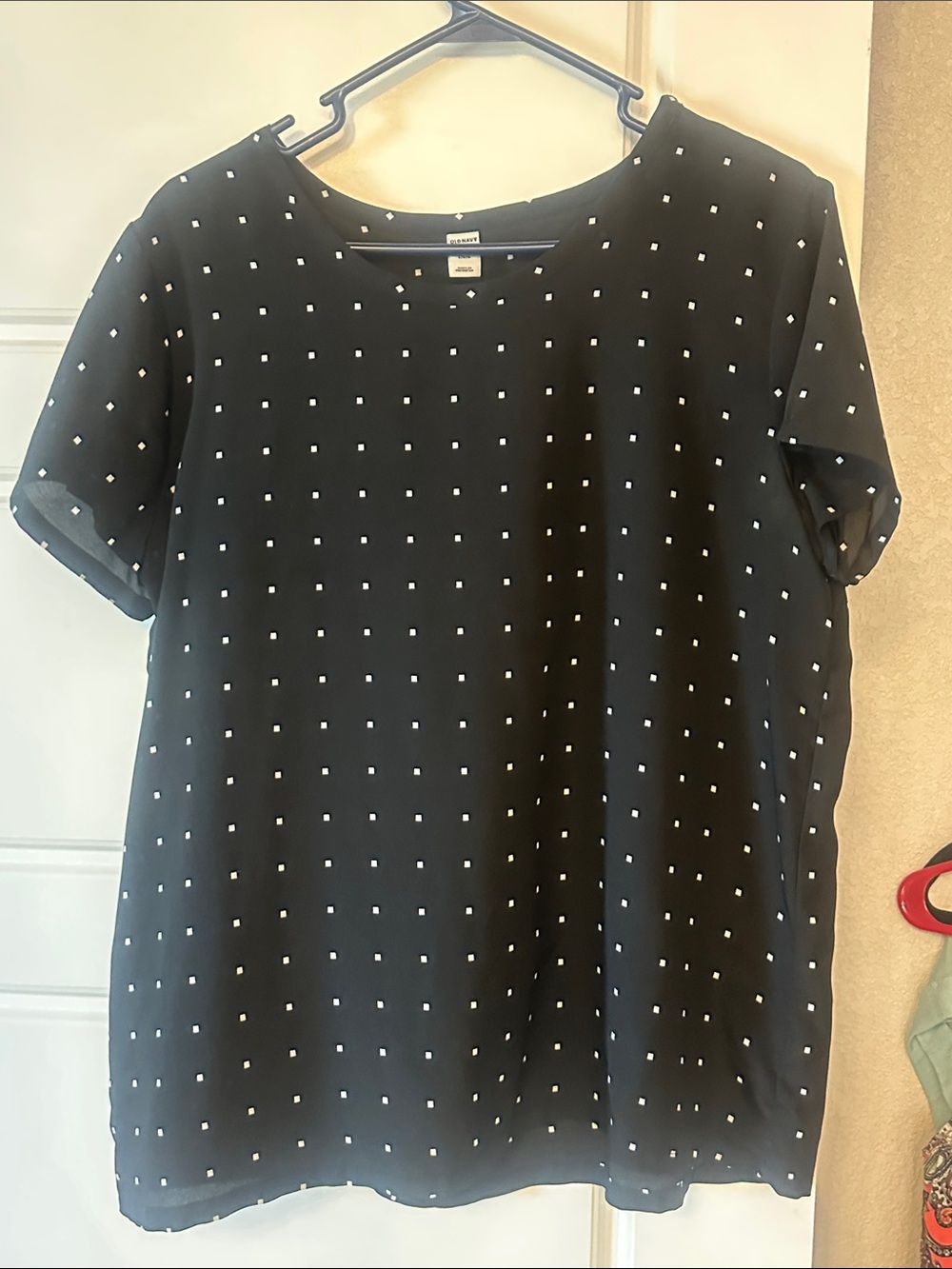 Old Navy Black Short Sleeve Blouse with White Dot Pattern